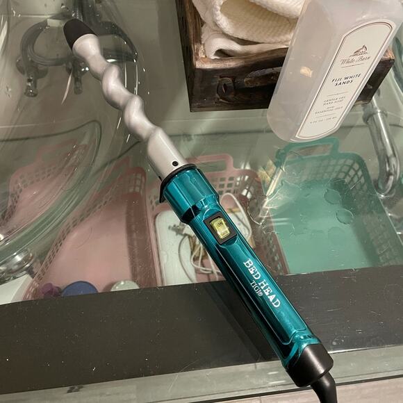 Bed Head Spiral 1” curling wand teal tourmaline ceramic like new - Picture 3 of 3